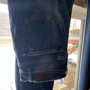 Judy Blue Cropped Blue Ankle Jeans